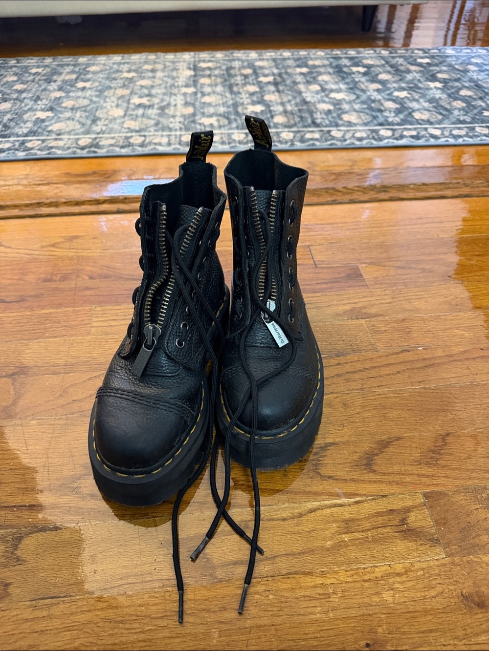 Doc martens Sinclair zip front boots